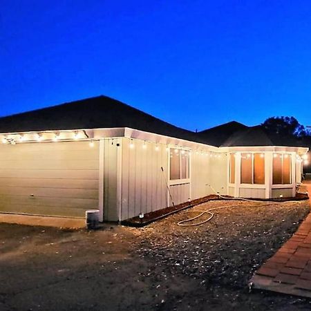 Cherry Cottage 15 Min From Yosemite South Entrance Oakhurst Exterior photo