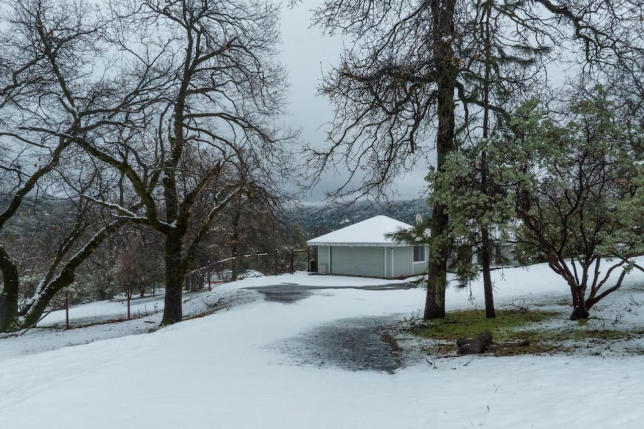 Cherry Cottage 15 Min From Yosemite South Entrance Oakhurst Exterior photo